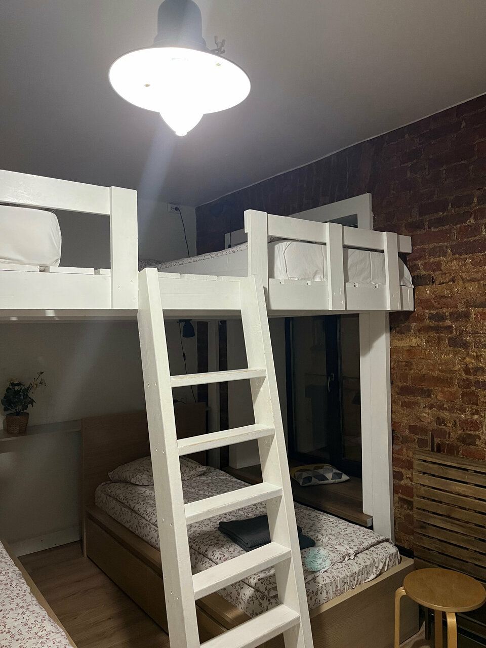 Хостел Bigland House Санкт-Петербург-29