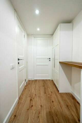 Хостел Bigland House Санкт-Петербург Двухуровневый четырехместный номер-6