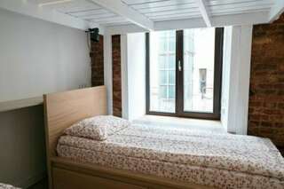 Хостел Bigland House Санкт-Петербург Cемейный номер с собственной ванной комнатой-6